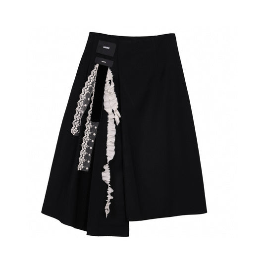 Black Long Skirt with Lace Ribbon