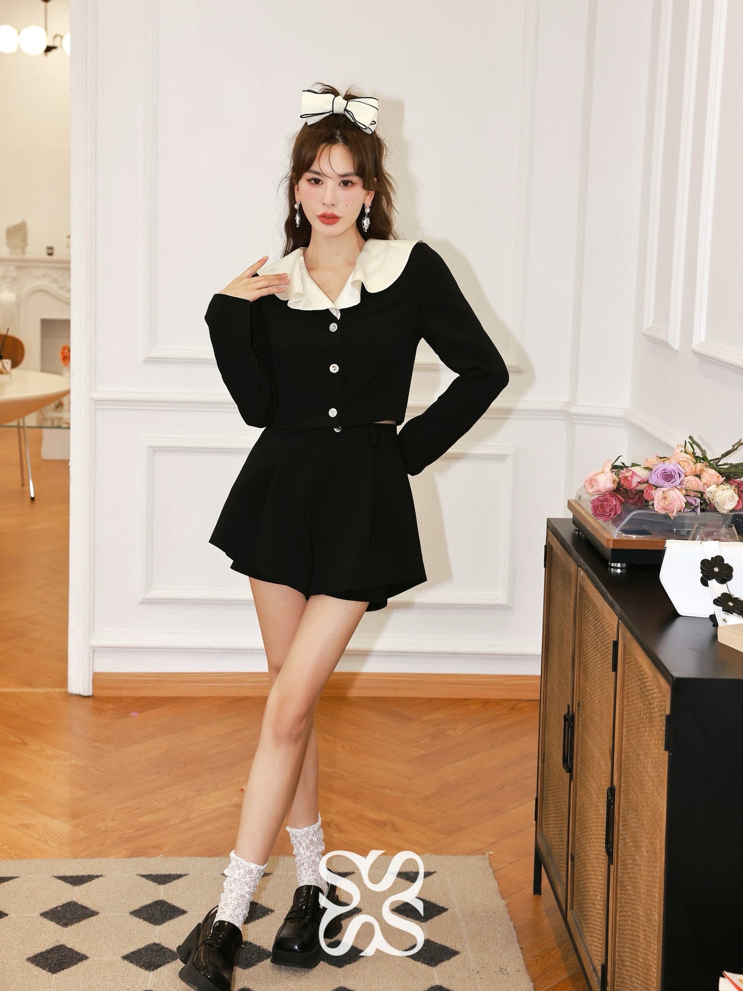 Ruffle Collar Short Suit Set